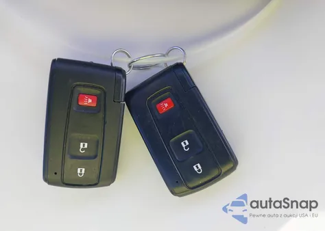 2008 Toyota Prius Touring from USA, damaged, VIN JTDKB20U183435606